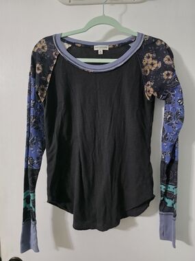 Earthbound Black Ribbed Patchwork Long-Sleeve Top
